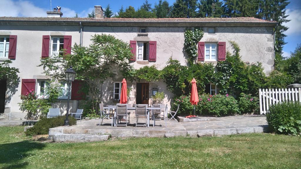 Les Vergnes Saint-Pardoux-le-Neuf Exterior photo